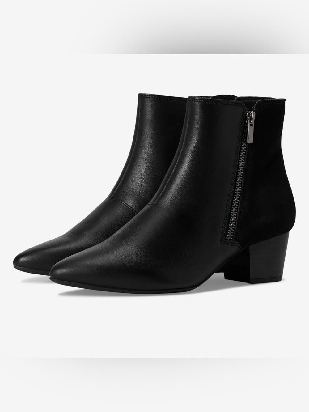 NIB Clarks "Ellanie Vibe" Black Leather Pointed Toe Ankle Booties Side Zip 7.5